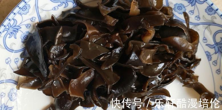 黑木耳|失眠最怕吃“这道菜”,每周吃2次,养心安神,失眠也好了!