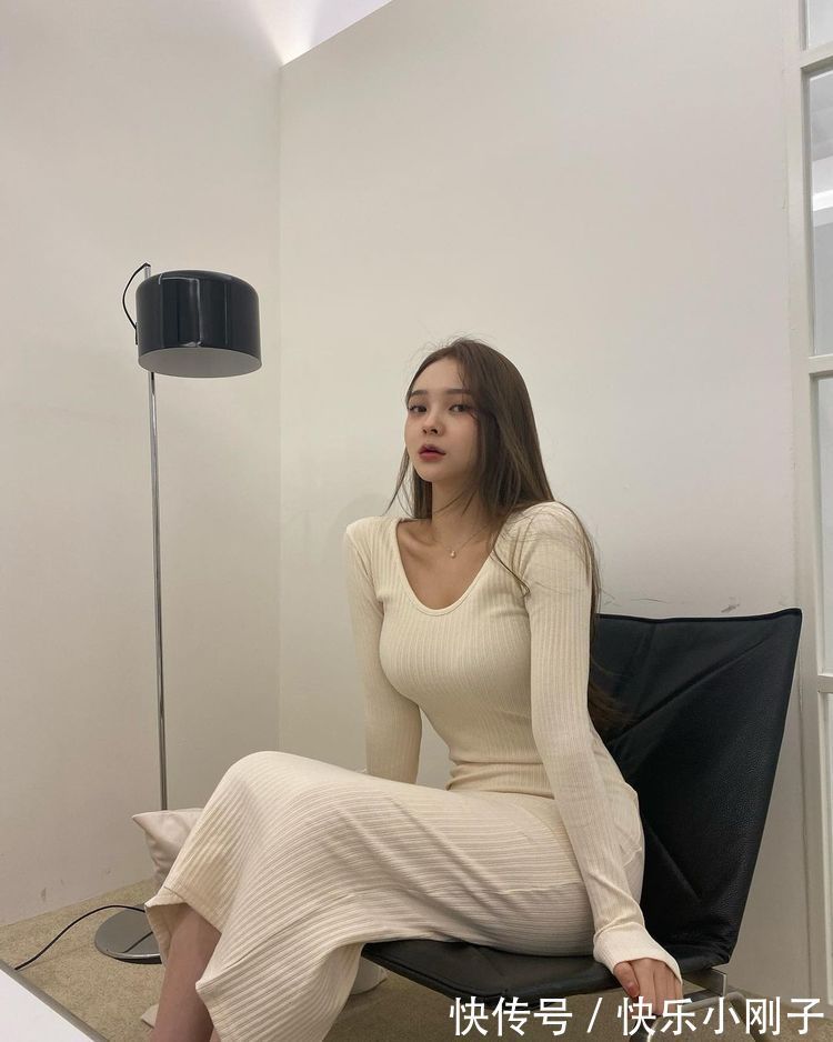 极简风 高级耐看的极简风,有品味又显身材,才是时尚的穿搭风格