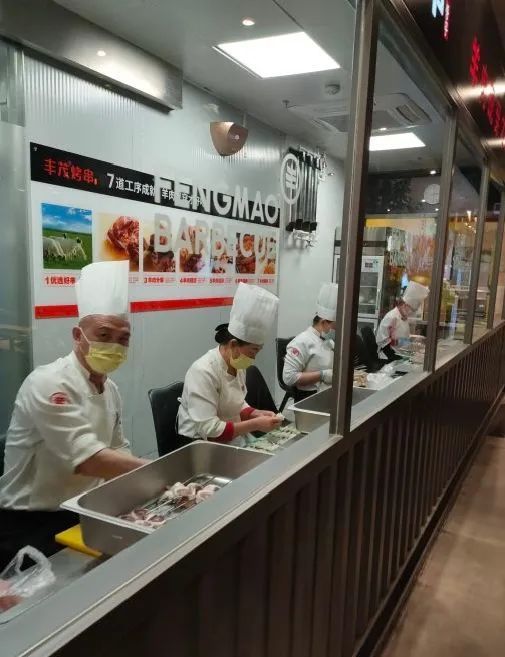 飘香|烤全羊、涮羊肉、羊肉串……统统安排上！秋冬羊肉飘香，松江6家店，有你常去的吗？