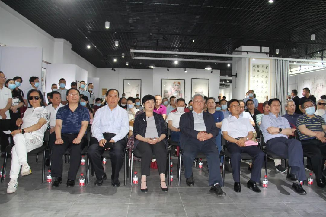 梁岩|丹青结同心，彩墨颂党恩—梁岩、刘永泽、罗丹青书画联展揭幕