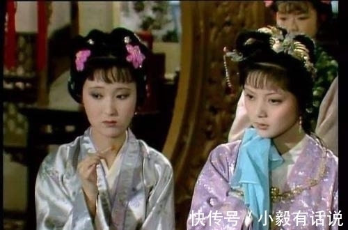 四大家族!薛宝钗是“花王”,林黛玉的生日是花朝节,谁才是群芳之首?