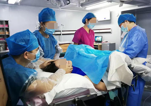 无痛针|“一秒天堂”的无痛分娩,为何很少有孕妈选择?背后原因让人无奈