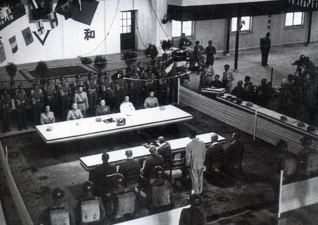 雷焕&放羊娃发现关东军宝藏,足足拉了13辆卡车,政府奖励锦旗加100元