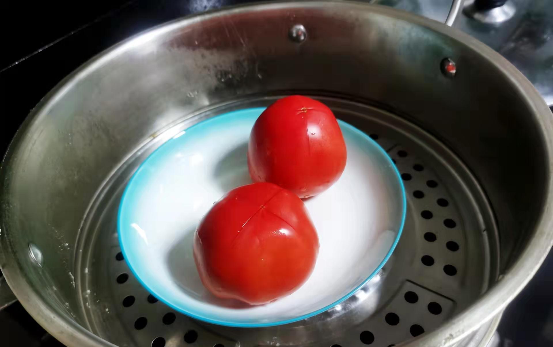 立冬后，西红柿和白菜结合，酸甜可口，省时又营养，不会吃可惜了