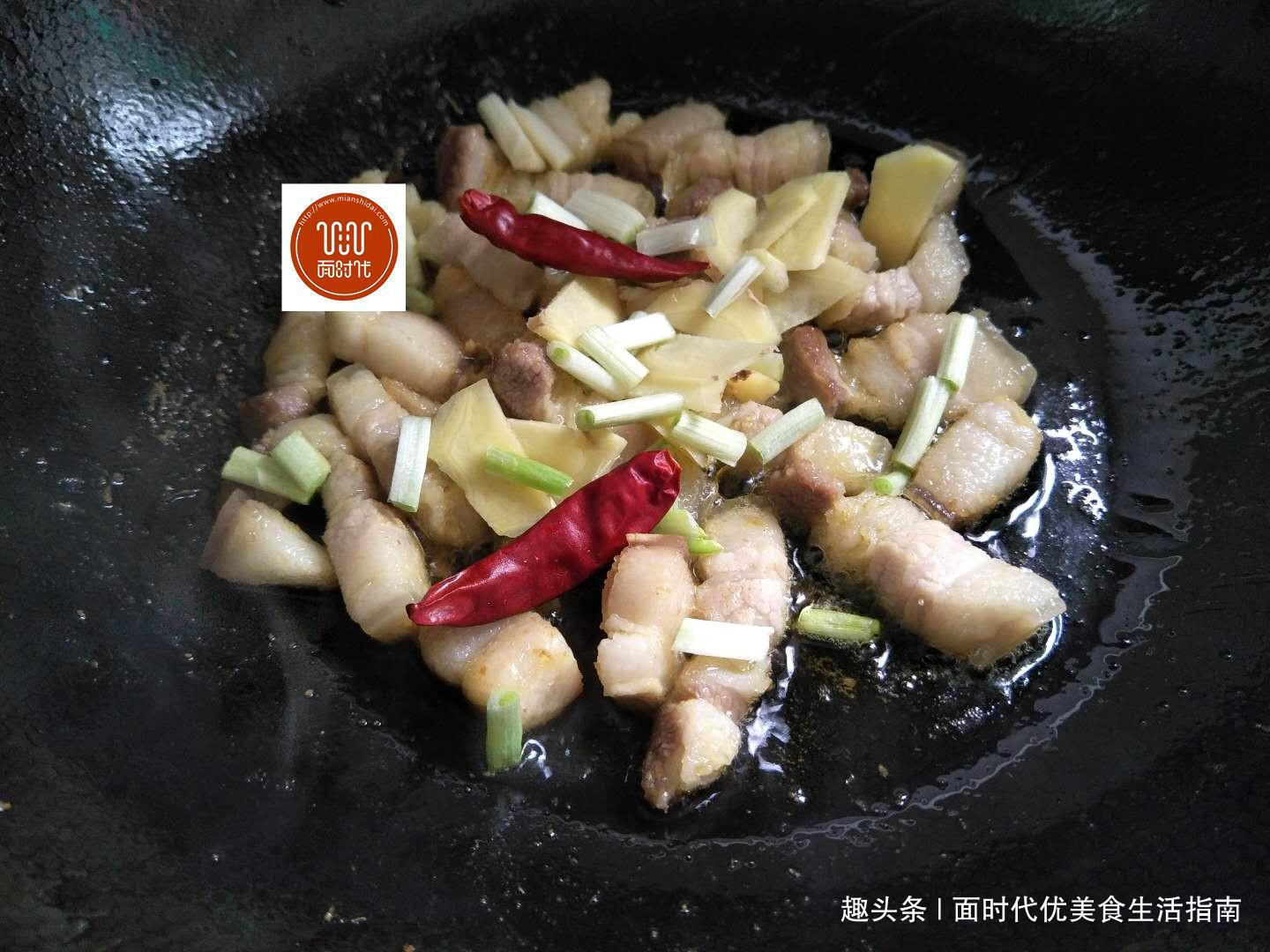 夏天的当家菜，我家每周做一次，每次一大锅都吃光，百吃不厌！