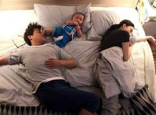 偷笑|孩子若有这3种表现，说明很爱妈妈，占一个就偷笑吧