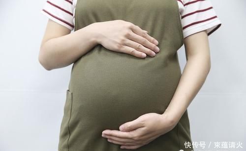 孕期|孕妇去做产检，护士却拒绝检查，产科医生不指责反而夸赞做得好