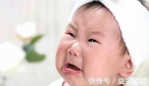 父母|为什么宝宝看到“某个人”会突然大哭?不是迷信,父母要心中有数