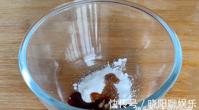 江一舟|炒丝瓜时,先放油就错了,教你饭店做法,丝瓜滑嫩不出水不发黄