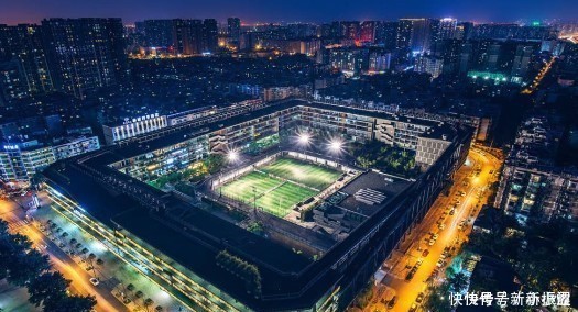 中年|中国最适合“穷游”的2个城市,景点多消费低,人情味浓郁!