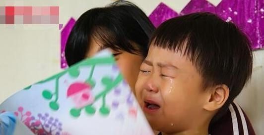 妈妈|送孙女上幼儿园后,爷爷每天坐在窗前,没想到被妈妈发现了小秘密