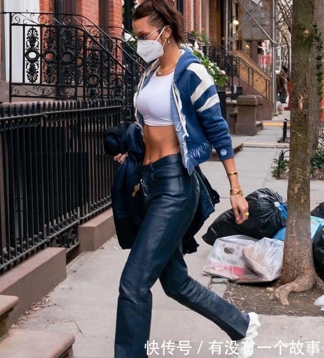 bella 性感超模上脚！Yeezy 450 国内发售信息泄露！