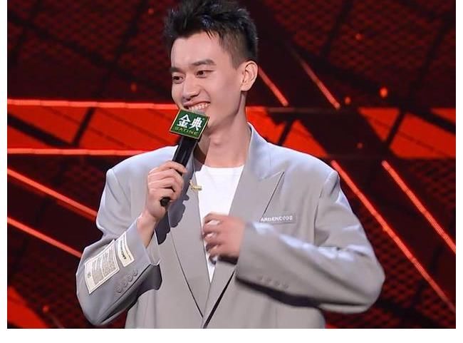脫口秀大會(huì)4就論決賽，恭喜周老板，唯一的遺憾是這季大結(jié)局了