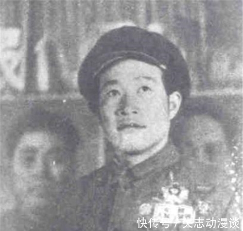 战役|韩军士兵掉队，傻乎乎跟着志愿军，奉上口令“欧巴”，被匕首了结