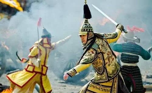 清政府|曾国藩一个月工资不到3000元，清朝当真就这么穷？答案让人想不到