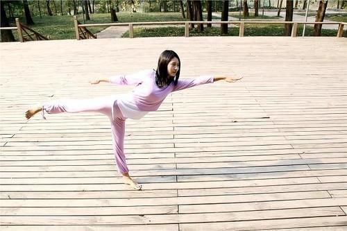 女性|绝经后的女性,衰老速度快?真正加速衰老的原因是什么?