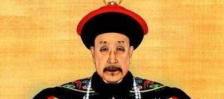 乾隆帝!乾隆出一对联,这考生扭头就走!乾隆:别走,状元就是你了