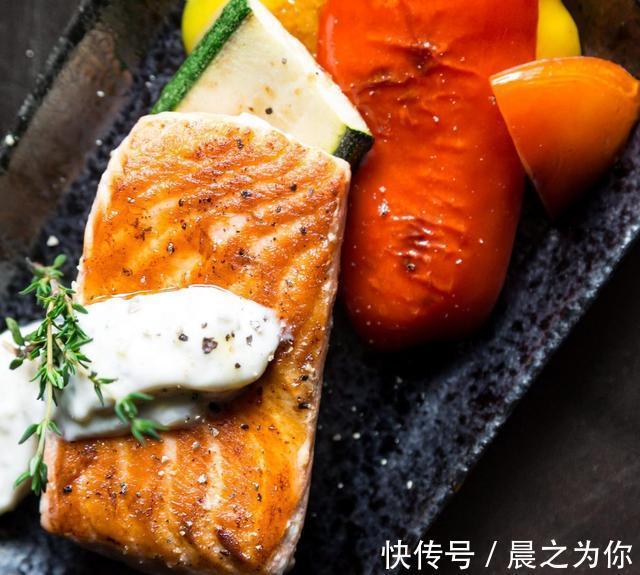 身材照|欧美女性不全是夸张体型,90后模特,恰如其分的曲线符合国人审美