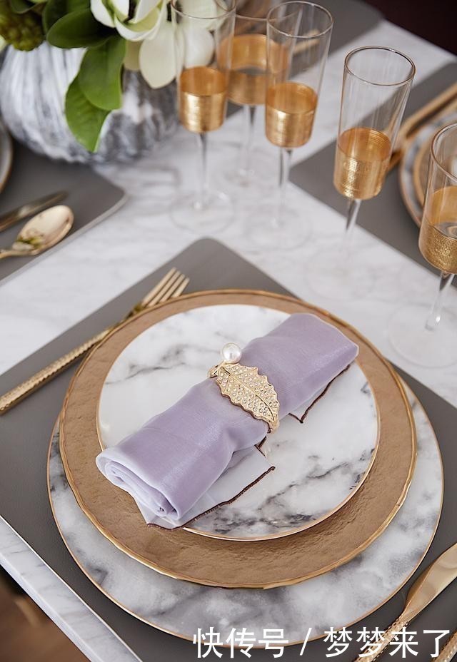 摆件|看过1000套效果图,却依然喜欢轻奢风格,你的新家准备好了么?