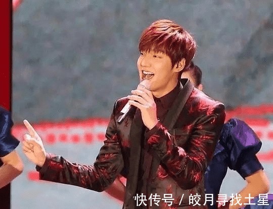 春晚带头嗑CP,从相约98到2018,春晚合唱的那些名场面