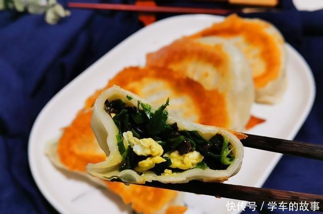  早餐在家吃实惠，一锅煎包只花5块钱，全家人吃得饱饱的，真香！