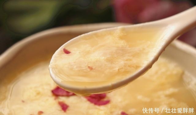 分钟|早餐吃鸡蛋,有一种懒人做法,简单又美味,只用2分钟,真省事