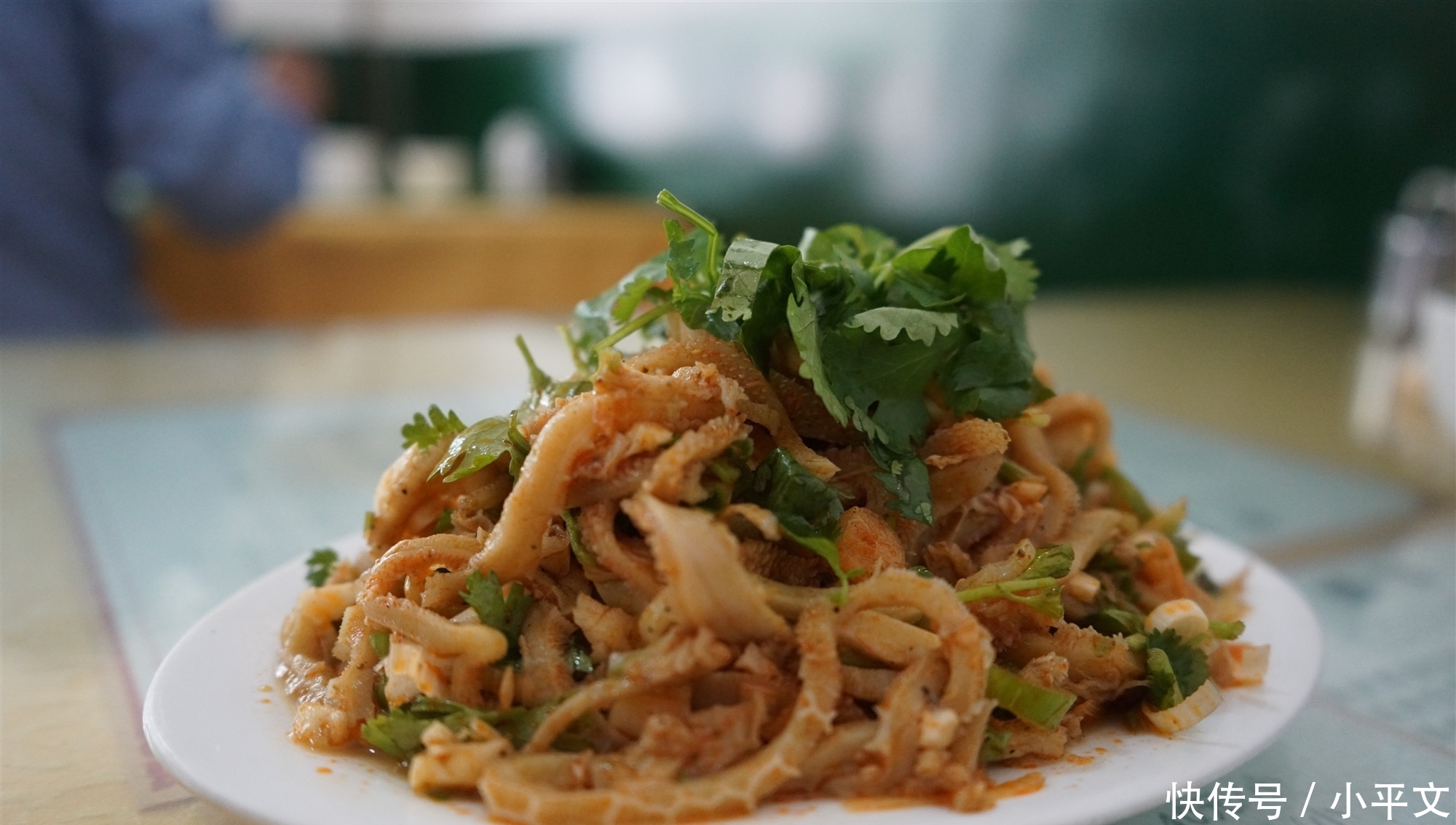  家羊肉面|50岁阿姨卖羊肉面23年，一天300碗年流水200万，全凭三大“秘方”