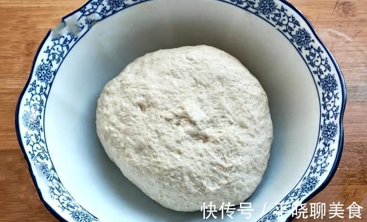 冬天，我家最馋此面食，烙一烙1分钟出锅，暄软劲道，层次多
