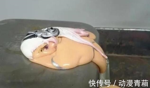 结局|不忍直视的手办结局,妖刀姬洗热水澡,初音未来像“孤儿”
