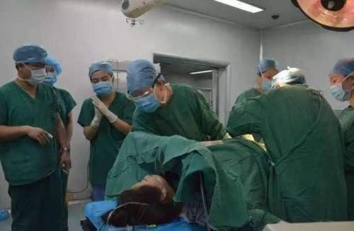 小张|“我不怕疼，我更想要尊严”，90后妈妈的“产后感”，让人泪目