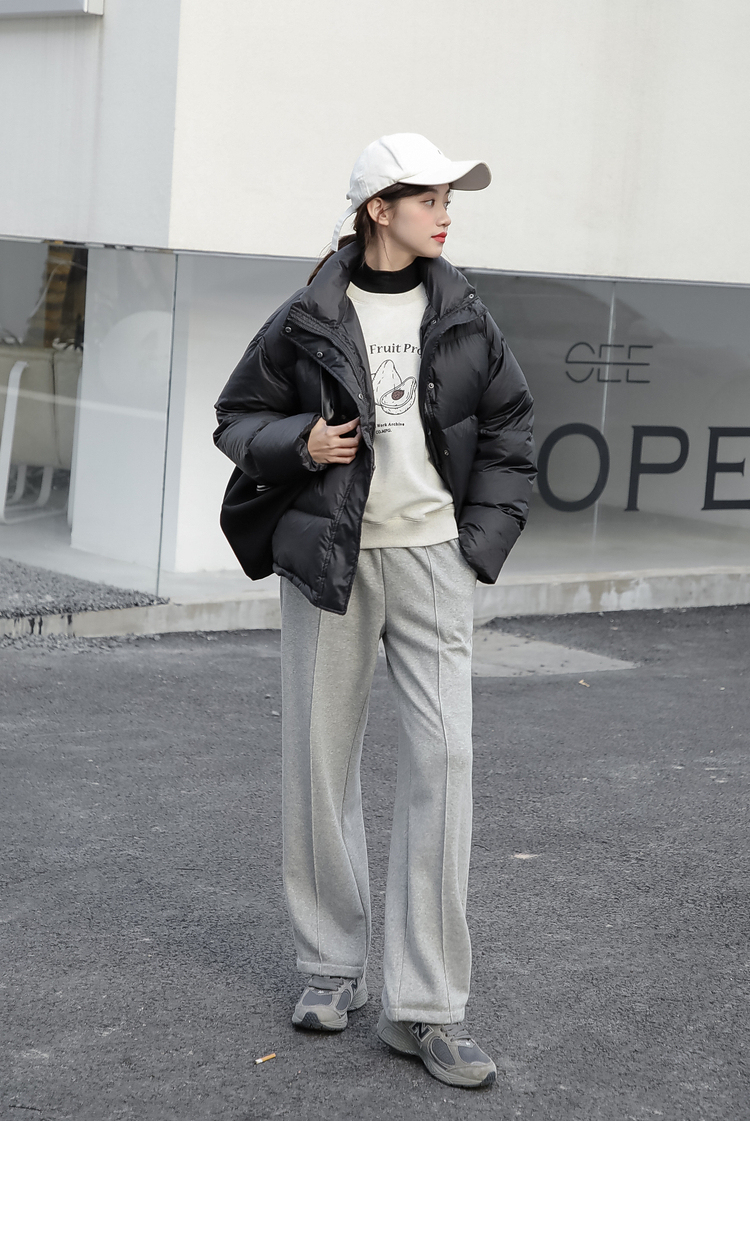 棕色|羽绒服也能穿出高级感,搭配上裤子温暖时髦,让你显得又酷又美