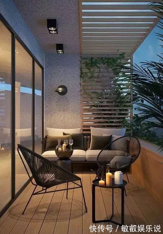 杂声|到邻居家串门，看到阳台晾晒的衣物很尴尬，我取消阳台拆门的想法