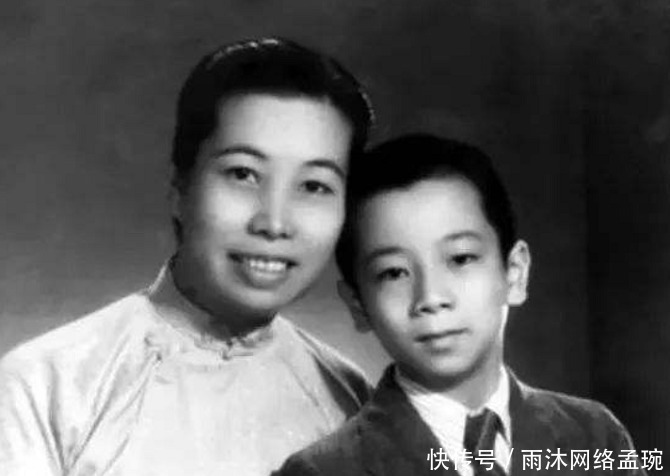 爱上老师,为嫁给他甘愿做妾,可付出了一生,输给丈夫的红颜知己