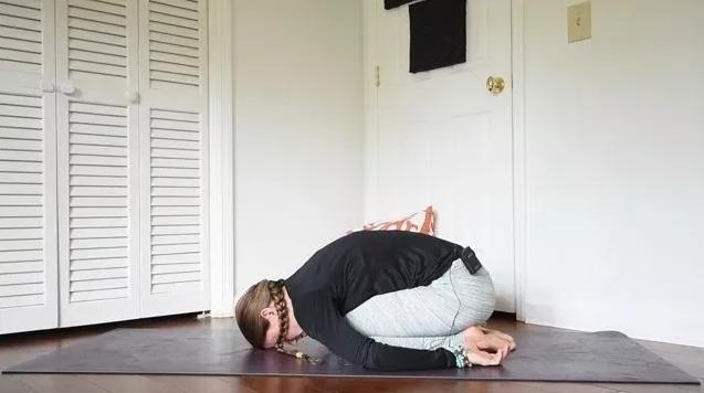 杨富琼|63岁的“瑜伽婆婆”，瑜伽2年练去一身病痛，逆生长优雅如少女