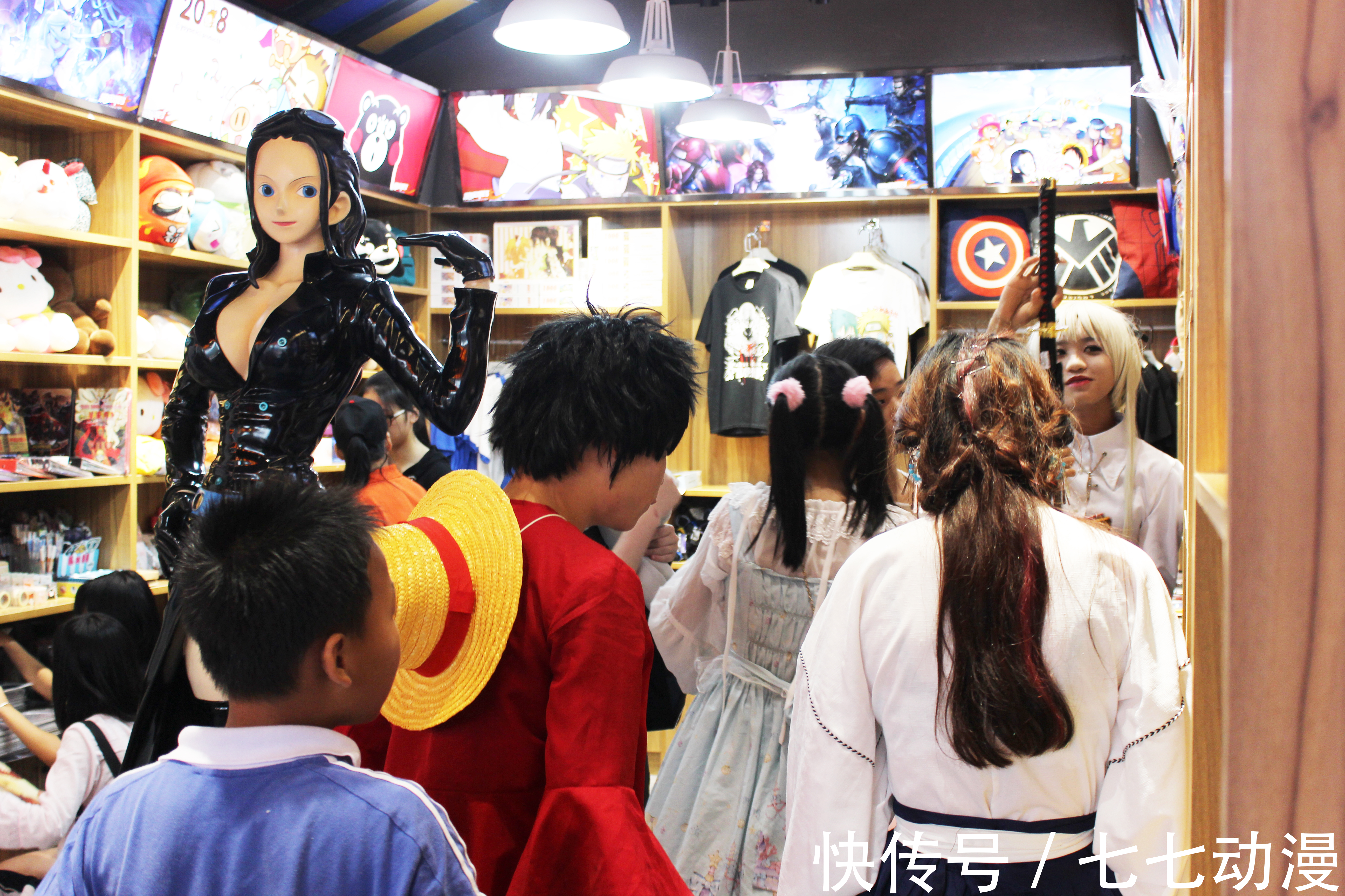 盲盒|动漫店见证动漫游戏行业的发展