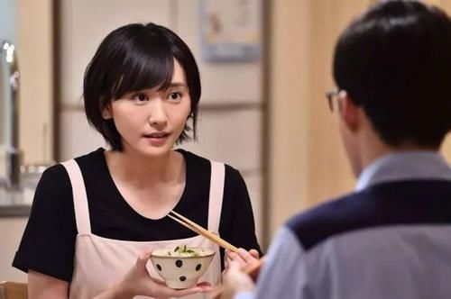 小婉|“熬到娃上幼儿园,我就能上班!”全职宝妈最后被现实打败