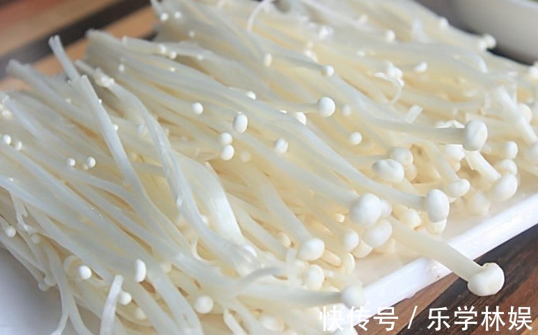 大肚子|女人不想大肚子,水桶腰,3种蔬菜不妨多吃,刮油清脂又养颜