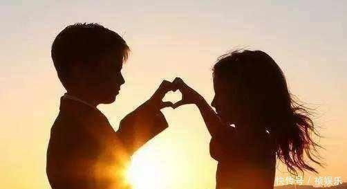 小知识|为什么男生站着撒尿,女生蹲着,这位宝妈的回答,值得妈妈们学习