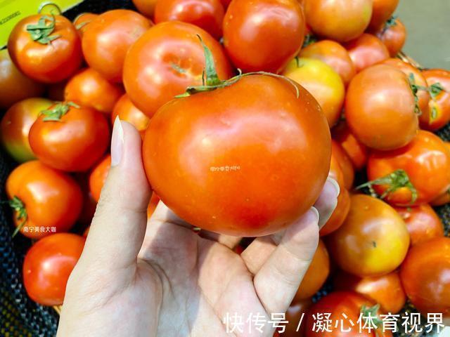 怎么知道西红柿打了激素？老菜农：掌握4个方法，就不用再担心了