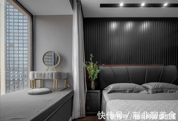 三居室|花15W装修104㎡三居室,现代风格实景,全房满满的高级感