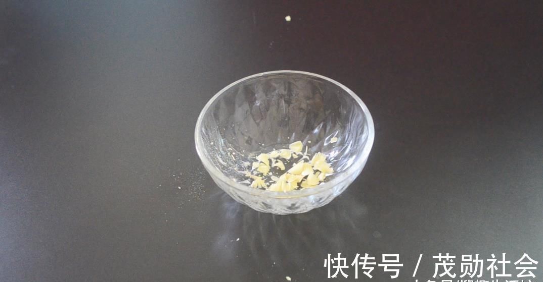 香皂和雪碧混合在一起, 解决了很多家庭困扰的烦恼, 看完赶紧试试