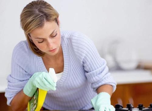 厨房灶具怎么都清洗不干净?不妨用这几个小妙招,简单又实用