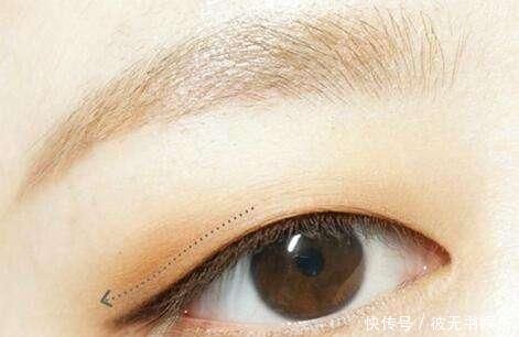 单眼皮|若你有以下3个特征,恭喜你,说明是“童颜”,越老越年轻