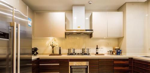 软管|卫生间还在装老式马桶如今都流行这种入墙式，美观还省空间