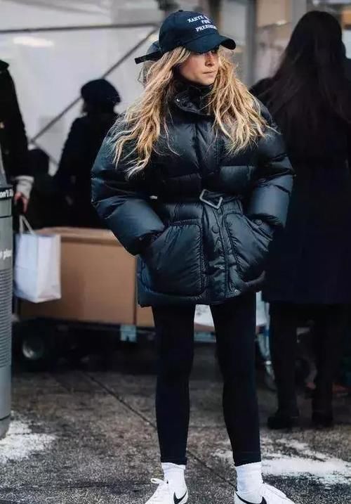  上街|羽绒服一定要穿的潮，不然就真成披着棉被上街了！