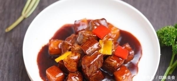 老祖宗留下的秘制配方不管煮红烧肉还是排骨,加1步酥香入味
