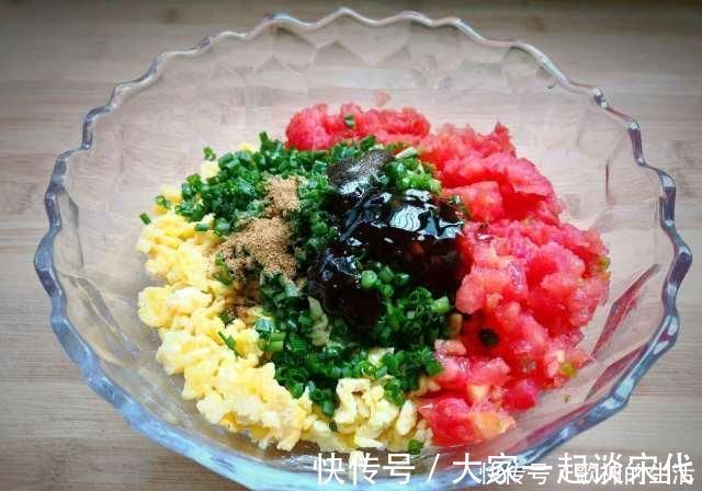大肉馅|夏天，用它包饺子真好吃，2元一斤，又嫩又鲜，比肉饺子都好吃