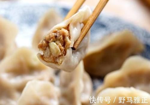 不管调什么饺子馅,这3味调料不能少,做出来的饺子鲜香多汁