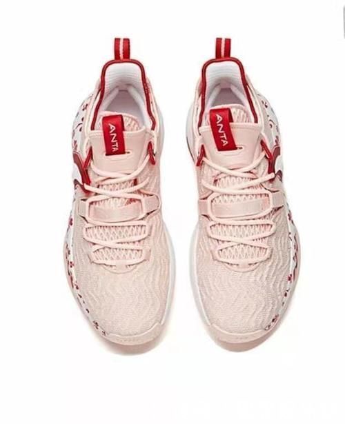 鞋面 女神节粉色系列球鞋推荐,吸引女神就靠它了!