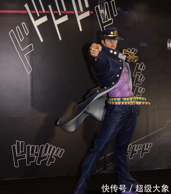 欧拉|JOJO:195cm的等身承太郎好帅气,网友:去合影都没法同框!